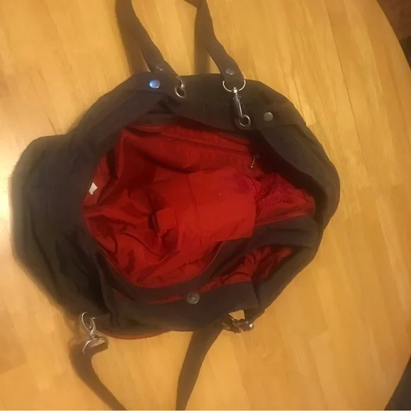 Baggallini Travel Set - Picture 7 of 9